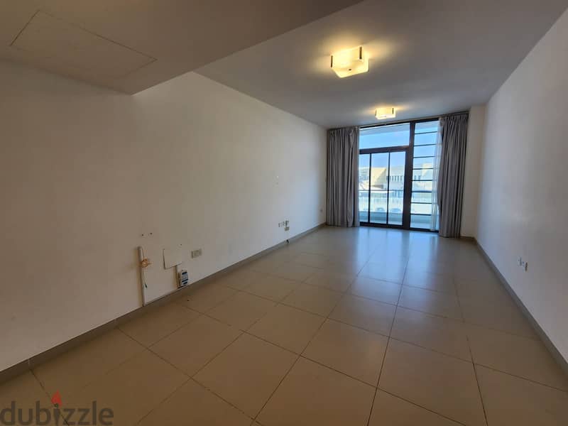 2BHK Apartment in The Links Bldg. Muscat Hills 3