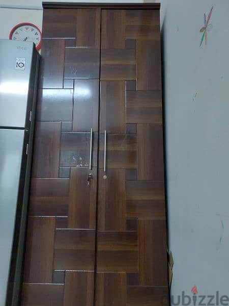 2 Door Wardrode in Very good Condition 0