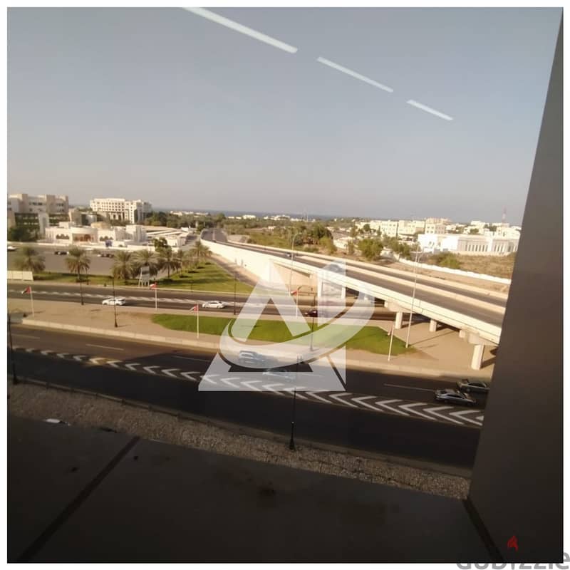 ADC603**  260 sqm Office for rent in Al Khuwair 4