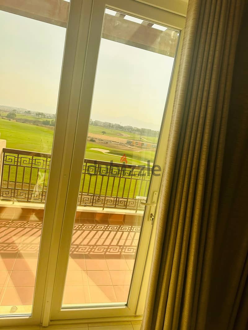 Muscat Hills (4 +1 bed )Golf view PH 1