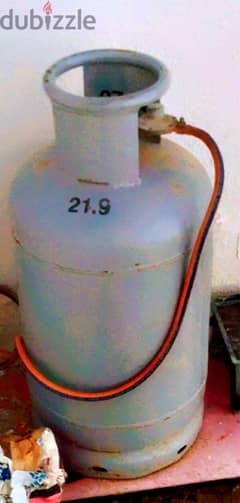 Urgent For Sale GAS CYLINDER WITH STOVE OR REGULATOR