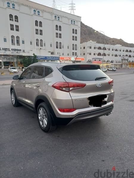 Hyundai Tucson 2017 SUV car for Sale 3