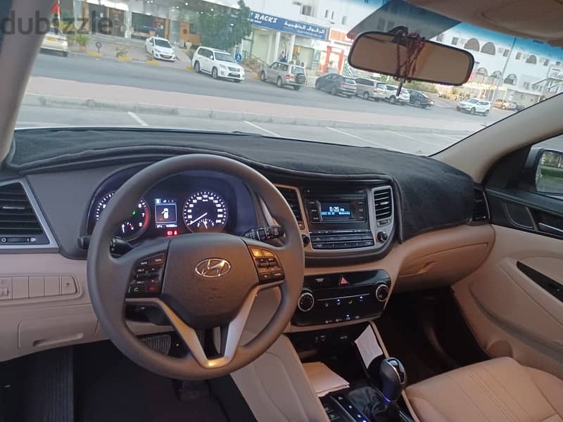 Hyundai Tucson 2017 SUV car for Sale 8