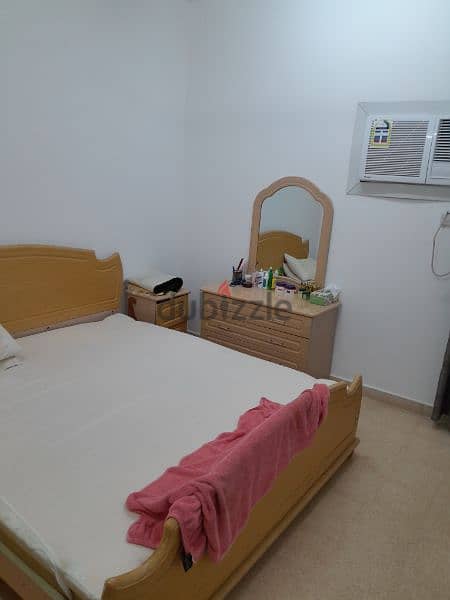 Furnished sharing room available 2