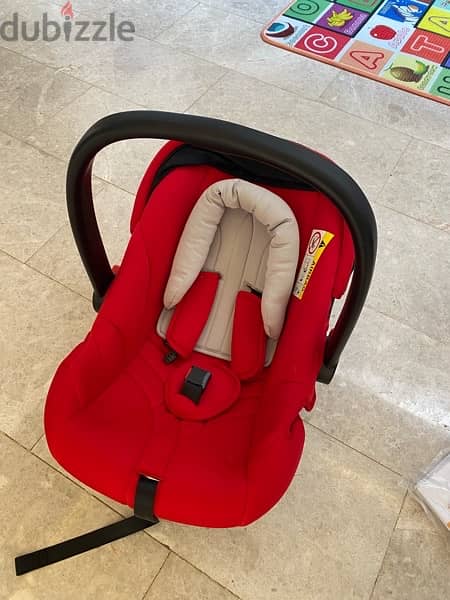 Juniors infant car seat كرسي اطفال 0