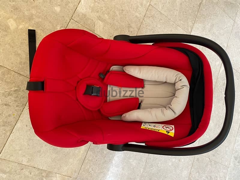 Juniors infant car seat كرسي اطفال 1