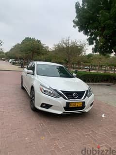 Super clean and economical Nissan Altima 2018 GCC Oman run 110k only