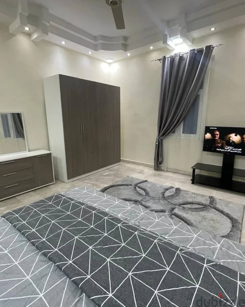 Available now is room with only bathroom, without kitchen, in Al Khuwa 7