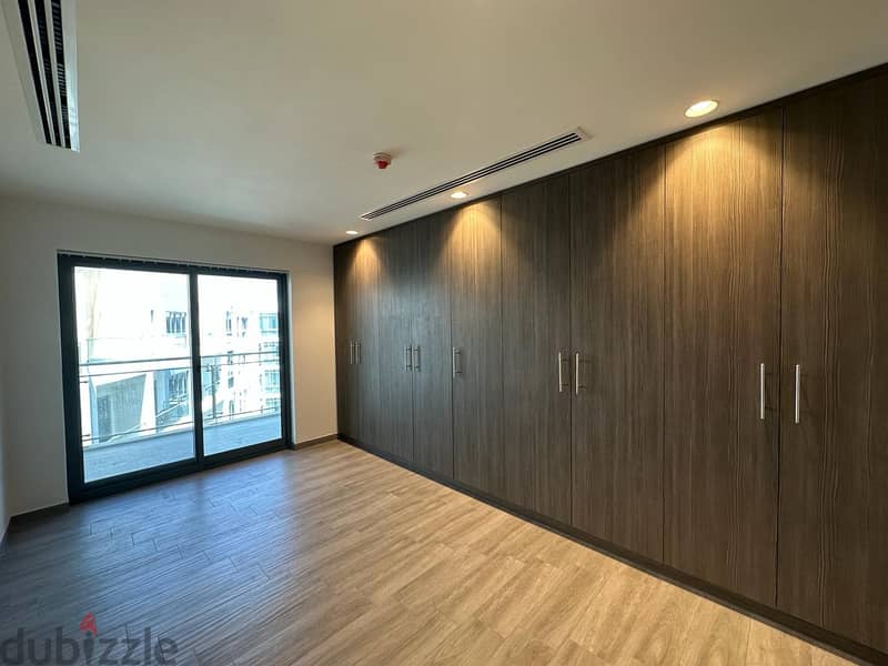 3 BR Amazing Duplex Penthouse Apartment for Rent – Muscat Hills 4