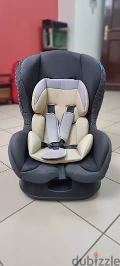 Juniors brand baby car seat