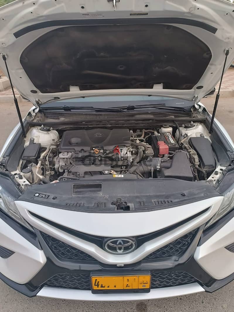Toyota Camry XSE 2019 9
