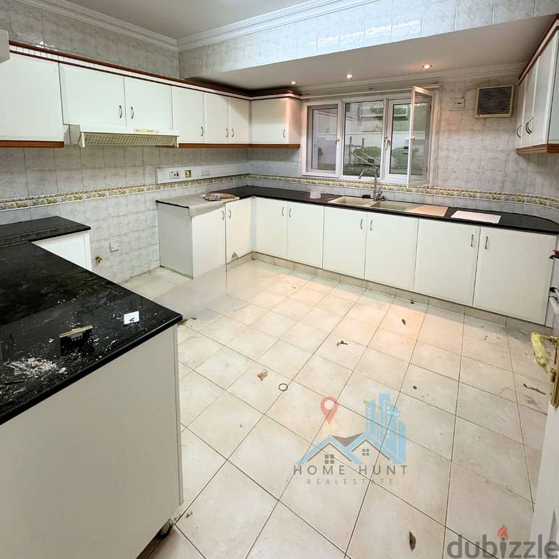 MADINAT SULTAN QABOOS | WELL MAINTAINED 4+1 BR INDEPENDENT VILLA 2