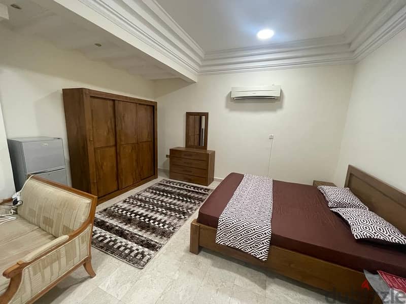 Room with Attached Bathroom kitchen Available ! Al Khuwair  Al Khuwair 1