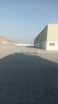 Ready to occupy warehouse at Sumail industrial area. Land area 10000 Sq