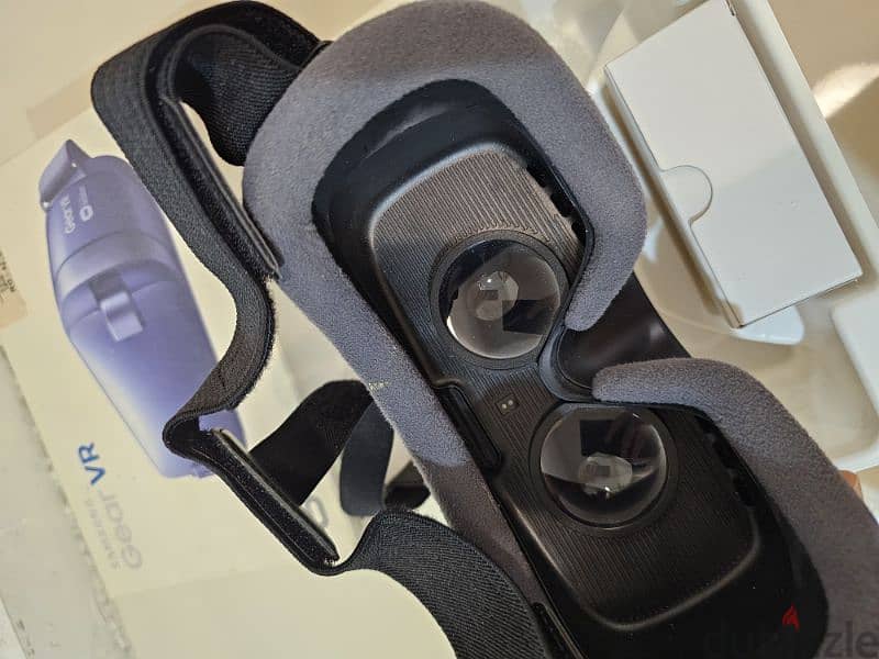 Samsung Gear VR - virtual reality 1