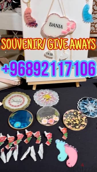 NEED JOB AS SOUVENIR MAKER