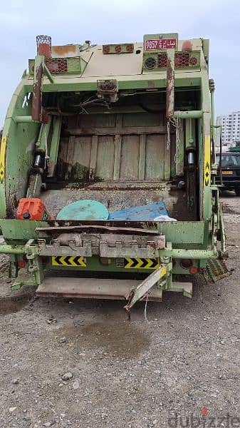 Garbage Compactor Body 2