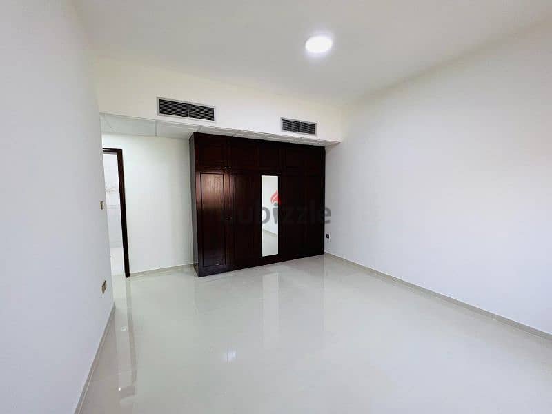 2 + 1 Bedroom Flat For Rent In Alkhuwair Area 14