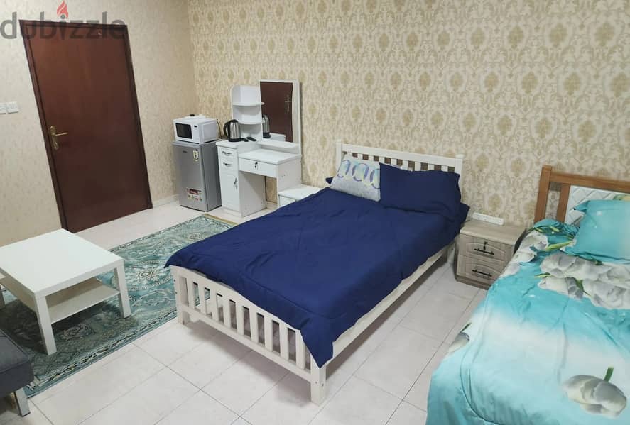 غرفة نوم للايجار في الخوير- Furnished room for rent in AlKhuwair 2