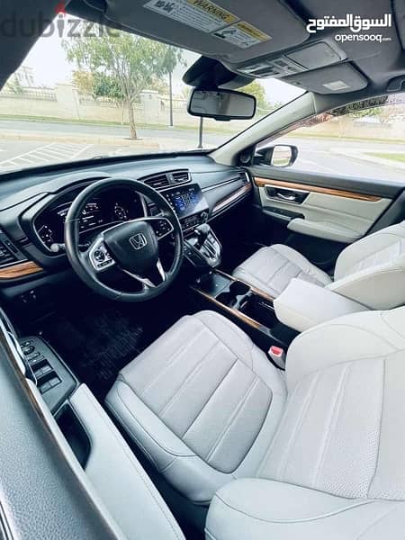 للبيع هوندا CR-V Touring model 2021 الفئة الأولى 6