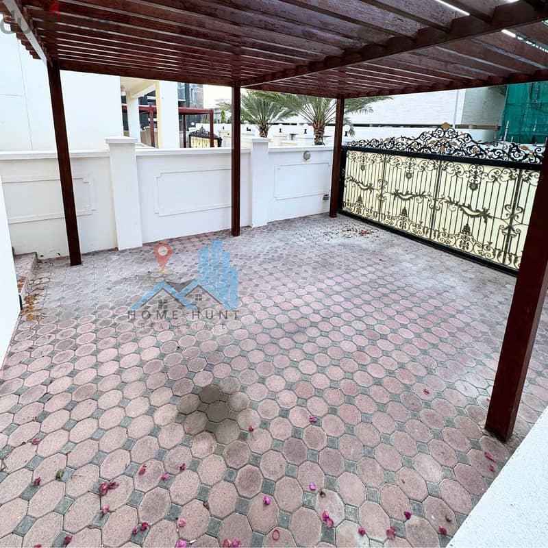 QURM | HIGH QUALITY 6+1 BR VILLA WALKABLE FROM THE BEACH 13
