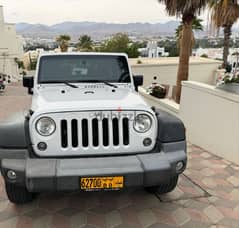Jeep wrangler 2016 v6 3.6 ltr from Oman only 150k kms expat lady drivn