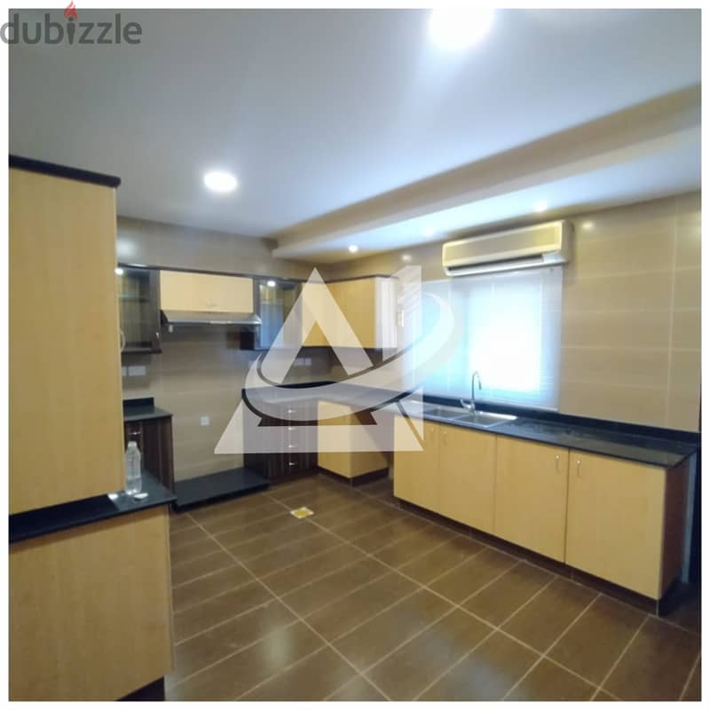 ADV924**  3bhk + Maid's villa for rent in community gated, located in 6