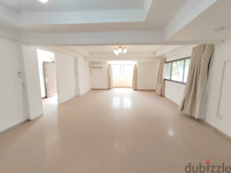 3Ak11-Big Luxurious 10BHK villa for rent in Ellam City 5
