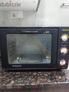 Nevica Electric Oven with Rotisserie Pick