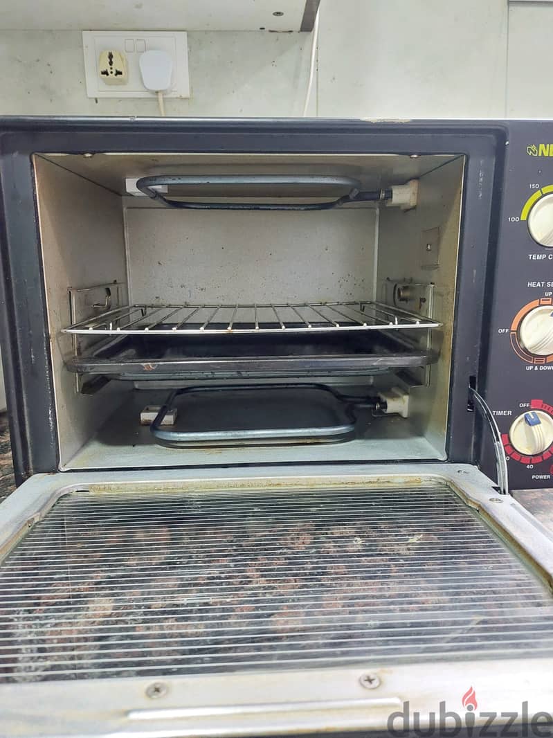 Nevica Electric Oven with Rotisserie Pick 2