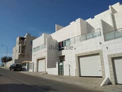 4MH7-Modern style 5bhk villa for rent in Ansab Heights. فيلا مكونة من