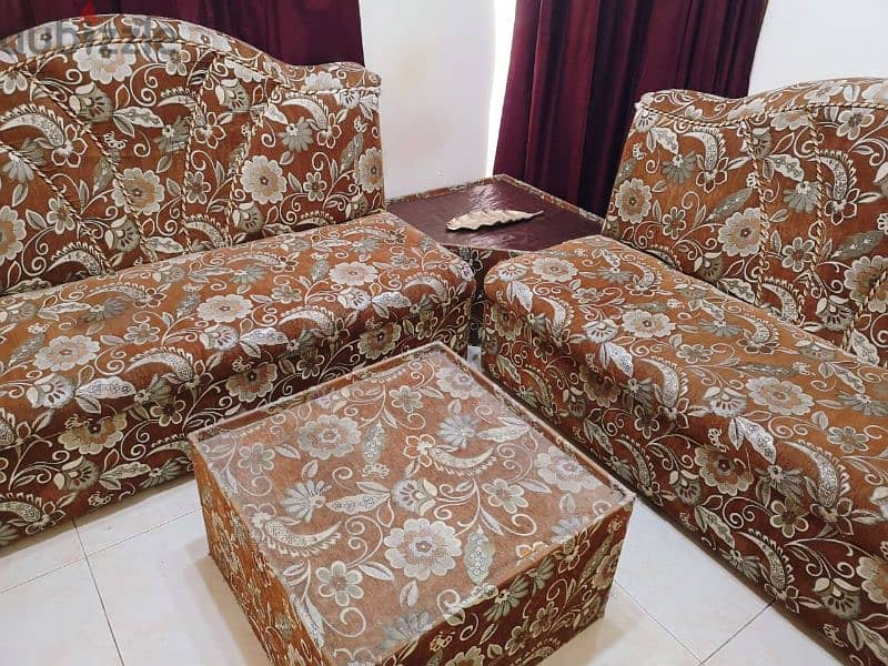 3 piece sofa set with 2 tea tables 0