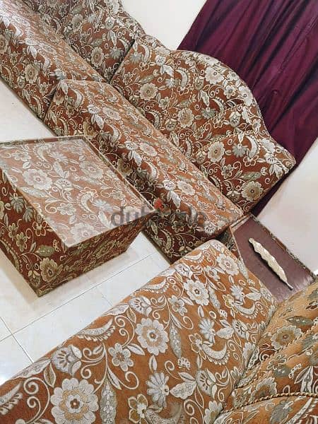 3 piece sofa set with 2 tea tables 5