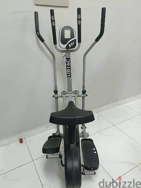 Gym pedal Machine rarely used 0