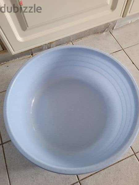20 litres unused plastic tub 1