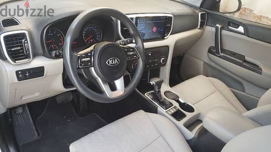 Kia Sportage 2.4 GDI Oman 2020 like new.  full history at KIA