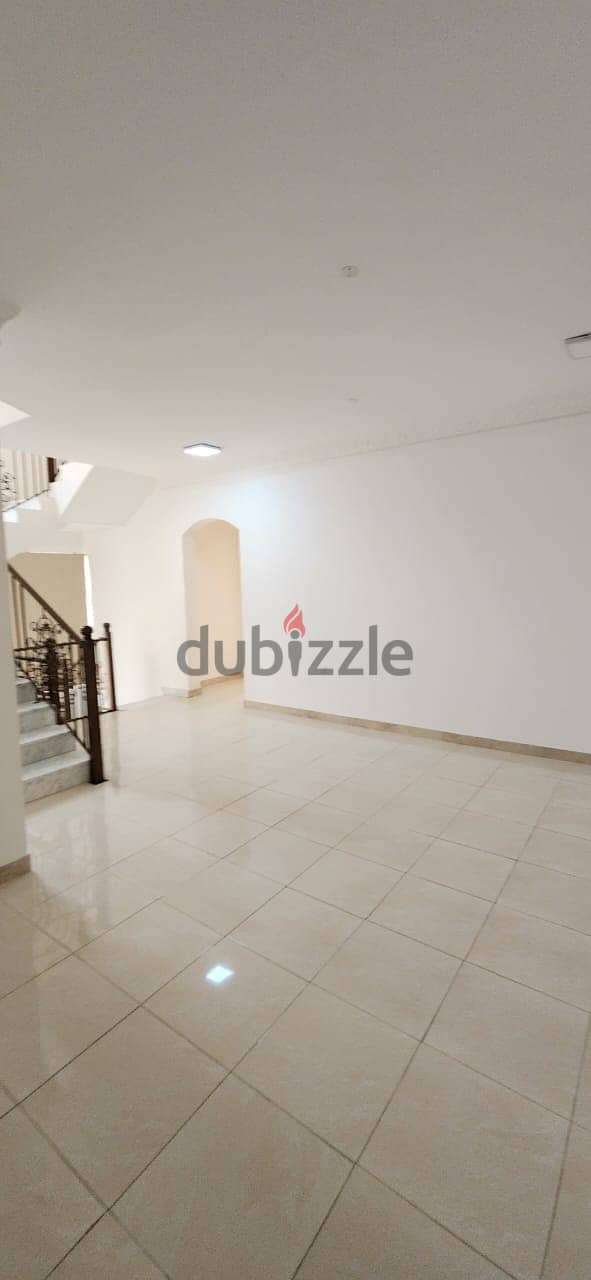1ak13-Beautifull 6BHK villa for rent in azaiba 2