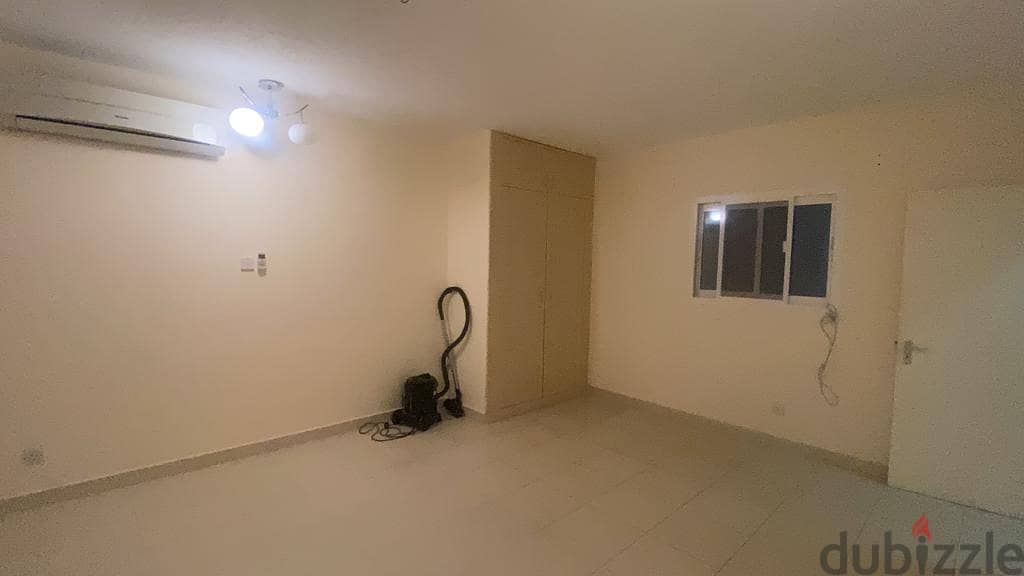 3Ak13-Spacious 3+1BHK Ground Floor Villa for rent in MQ. فيلا للايجار ف 15