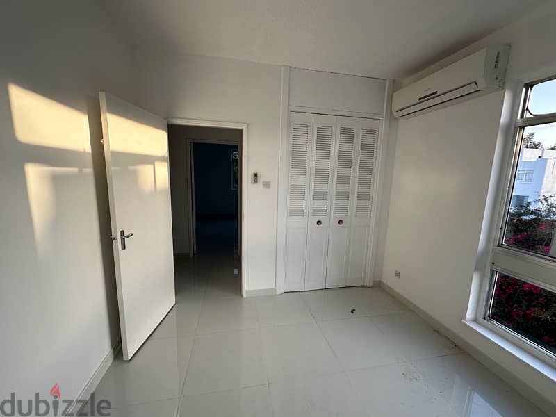 4+1 BHK Villa For Rent at MSQ 10