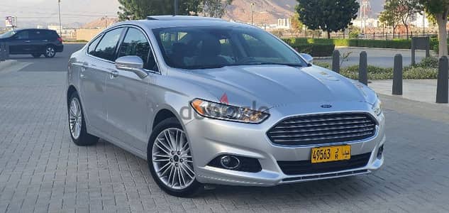 Ford fusion SE luxury 2016. . . بدون حوادث قمة في النظافة