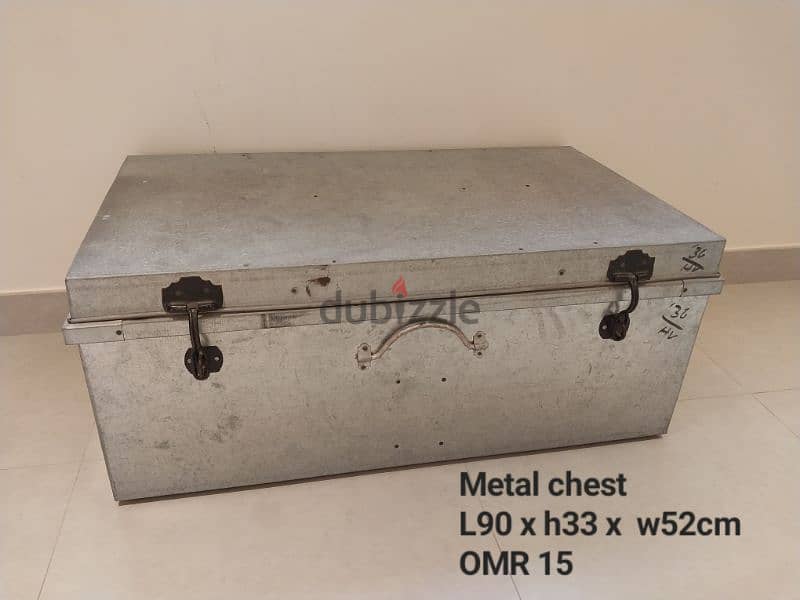 Metal chest 1
