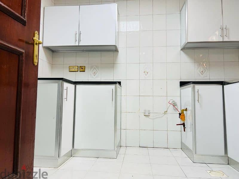 2 + 1 bedroom flat available in Alkhuwair area 18
