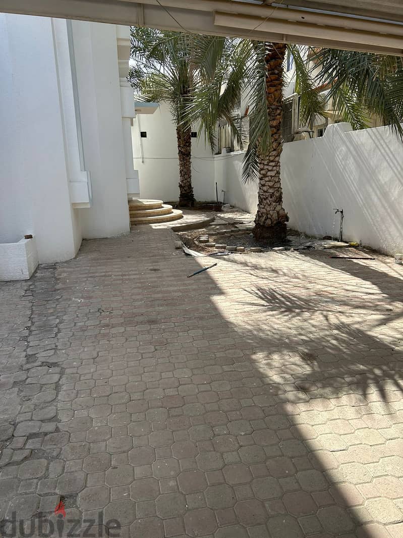 4AK1-Stand alone 4BHK villa for rent located in ansab 10