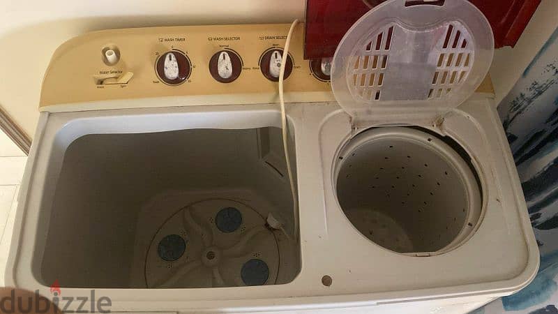 Semi Automatic Washing machine - Samsung-needs fix with water leak 2