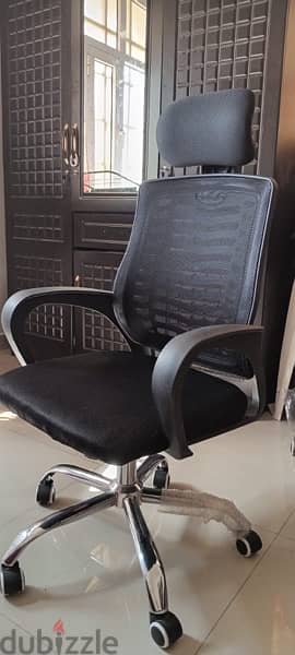 Rolling office chair for sale 2