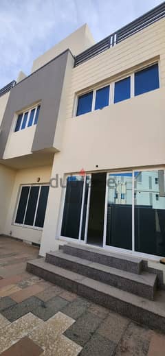 3Ak16-Delightful 3+1BHK villa for rent in MQ near Sultan Qaboos Highwa