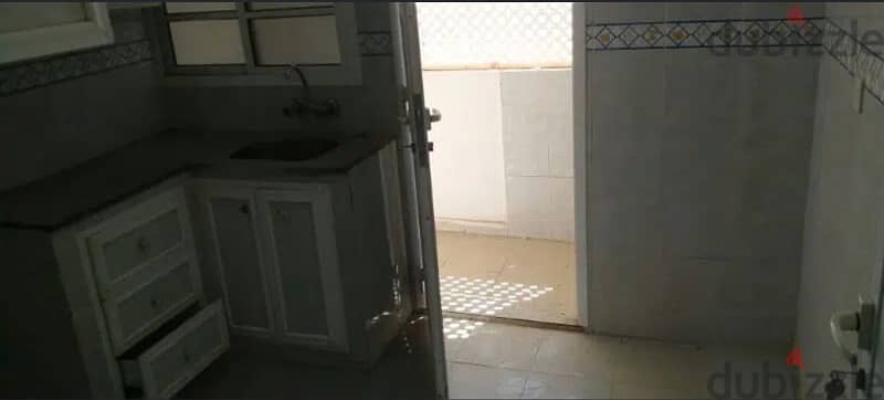 2 bhk flat for rent in wadi kabir near health centre 5