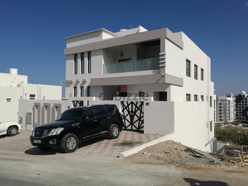 New 4 Bedroom Villa in Al Khuwair Heights Near Capital Private School. 16