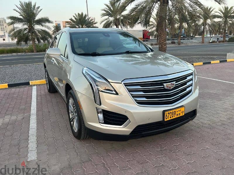Cadillac Xt5 premium luxury for sell very clean 3