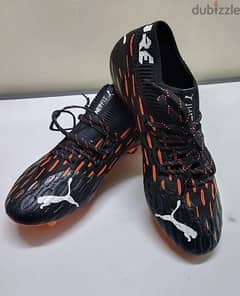 PUMA FUTURE 6.1 football boots.                 delivery is available.